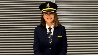 Türk Kadın Pilot, Dünyanın En Büyük Uçağını Kaptanlık Ediyor