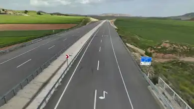 Türkiye'de İlk: Asfaltta Türk Marşı!
