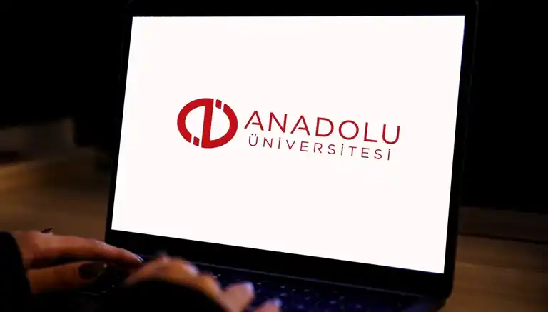 AÖF Bahar Dönemi Sınavları Ne Zaman? Saat Kaçta?